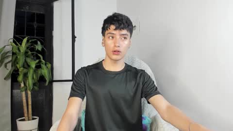 sebastian online show from October 17, 10:58 pm