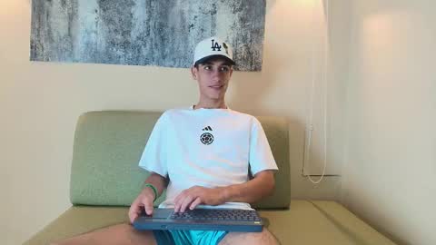 sebass_r online show from January 14, 1:05 pm