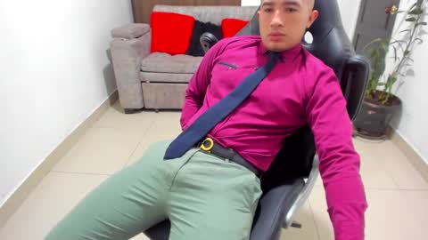 Snapshot of sebastian_oconnor77 chatting on January 22, 12:06 pm juan  sebastian online show from January 22, 12:06 pm
