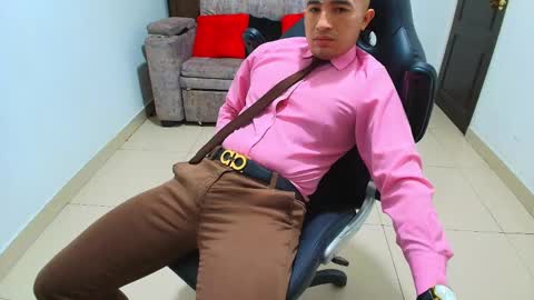 Snapshot of sebastian_oconnor77 chatting on February 9, 12:08 pm juan  sebastian online show from February 9, 12:08 pm