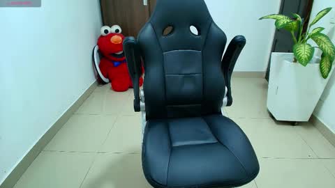 Snapshot of sebastian_oconnor77 chatting on September 25, 3:33 pm juan  sebastian online show from September 25, 3:33 pm