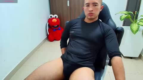 Snapshot of sebastian_oconnor77 chatting on September 28, 5:22 pm juan  sebastian online show from September 28, 5:22 pm