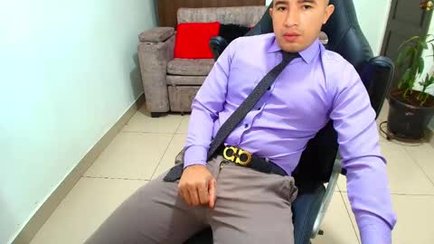 Snapshot of sebastian_oconnor77 chatting on January 31, 12:07 pm juan  sebastian online show from January 31, 12:07 pm