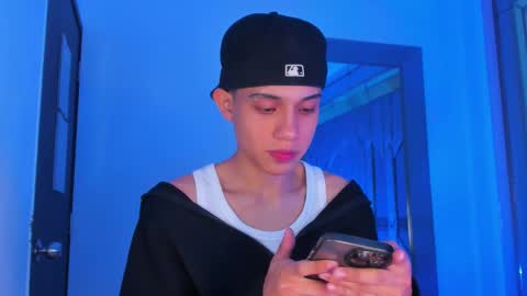 Sebastian online show from March 21, 3:43 am