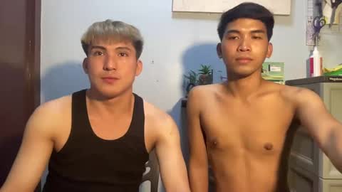 Snapshot of seductive_william chatting on February 17, 9:13 am William online show from February 17, 9:13 am