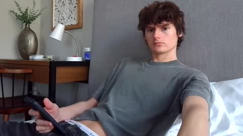 Snapshot of sensualalien chatting on March 4, 8:38 pm Cam online show from March 4, 8:38 pm