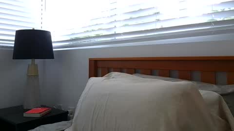 Snapshot of sensualalien chatting on February 3, 9:18 pm Cam online show from February 3, 9:18 pm