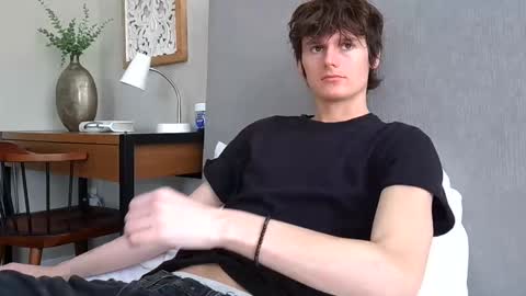 Snapshot of sensualalien chatting on March 2, 7:08 pm Cam online show from March 2, 7:08 pm