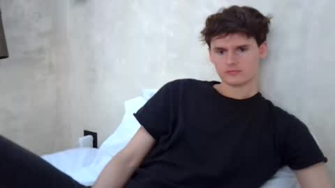 Snapshot of sensualalien chatting on October 16, 7:22 pm Cam online show from October 16, 7:22 pm