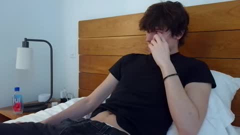 Snapshot of sensualalien chatting on February 25, 7:25 pm Cam online show from February 25, 7:25 pm