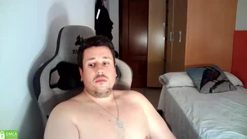 Pollos online show from September 15, 2:40 pm