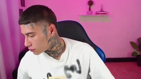 Thomas online show from January 9, 10:15 pm