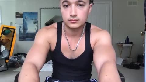 seveninchsteve_ online show from April 15, 6:19 pm