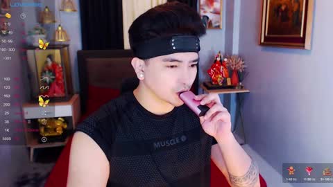 Snapshot of sex_profesor chatting on February 6, 9:32 am AXEL online show from February 6, 9:32 am