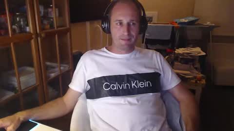 Snapshot of sexlobo1 chatting on October 23, 1:20 am Sexlobo online show from October 23, 1:20 am