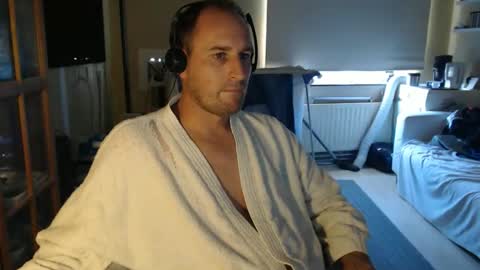 Snapshot of sexlobo1 chatting on March 2, 2:15 pm Sexlobo online show from March 2, 2:15 pm