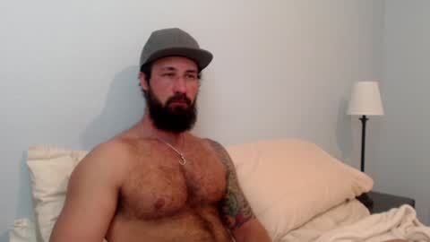 Snapshot of sexymanmk26 chatting on January 23, 2:50 pm lets go private  im ready to play pvt cum online show from January 23, 2:50 pm