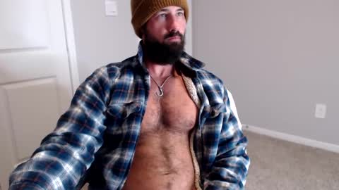 Snapshot of sexymanmk26 chatting on December 30, 12:42 pm lets go private  im ready to play pvt cum online show from December 30, 12:42 pm