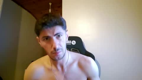 sexymann17 online show from May 31, 10:33 pm