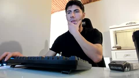 sexymann17 online show from June 8, 3:24 pm