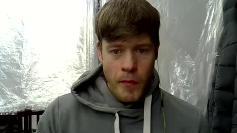 Snapshot of sexypornhot chatting on December 6, 6:15 am Erikson online show from December 6, 6:15 am