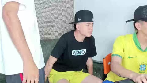 Snapshot of sexys_boys18 chatting on January 9, 2:40 pm MATIAS-18   THIAHO -18  MAX-19  NICOKALY-19  CAIN-19   MOD ESTEBAN online show from January 9, 2:40 pm