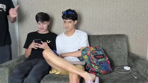 Snapshot of sexys_boys18 chatting on February 7, 6:34 pm MATIAS-18   THIAHO -18  MAX-19  NICOKALY-19  CAIN-19   MOD ESTEBAN online show from February 7, 6:34 pm