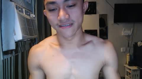 sexystrongcum online show from March 27, 3:00 am