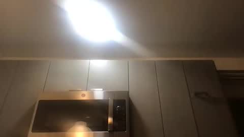 sfgiants1982 online show from November 10, 3:00 am