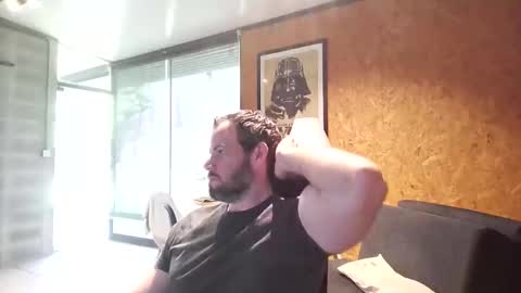 shad0w_hunter online show from October 13, 1:28 pm