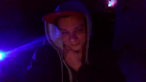 shades455 online show from April 12, 10:49 am