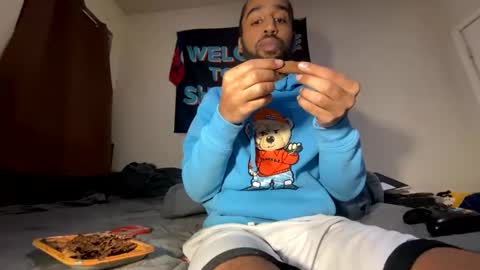 Snapshot of shadow_ps7 chatting on January 4, 4:23 am Shadow online show from January 4, 4:23 am