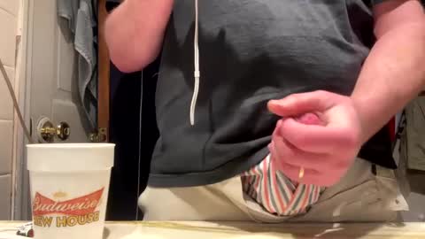 Snapshot of shadystl chatting on February 17, 9:24 am shadystl online show from February 17, 9:24 am