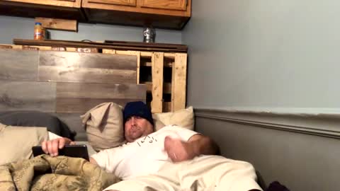 Snapshot of shadystl chatting on December 3, 3:11 pm shadystl online show from December 3, 3:11 pm