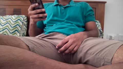 Snapshot of shash2014 chatting on December 31, 6:27 am Shashii online show from December 31, 6:27 am