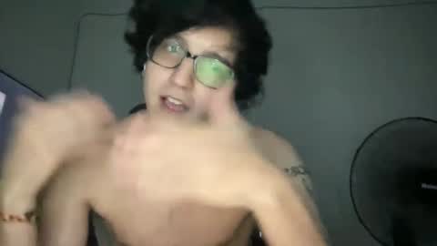 shatterdaddyy online show from January 6, 1:53 am