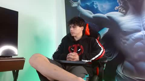 Snapshot of shinobi_grey chatting on January 3, 1:58 pm  .. shinobi .. online show from January 3, 1:58 pm