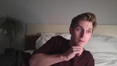 Matthew online show from October 4, 9:30 pm