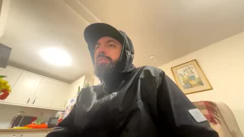 Shady online show from March 1, 6:07 pm