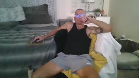 Red4040 online show from October 5, 6:50 am