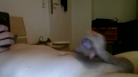 Snapshot of shy_heidelberger chatting on December 26, 4:04 pm shy_heidelberger online show from December 26, 4:04 pm