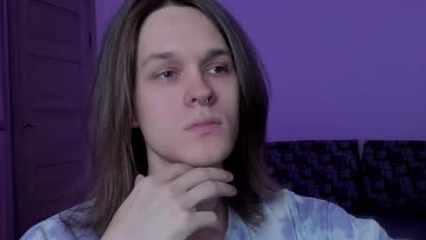 Mark online show from October 17, 12:31 pm