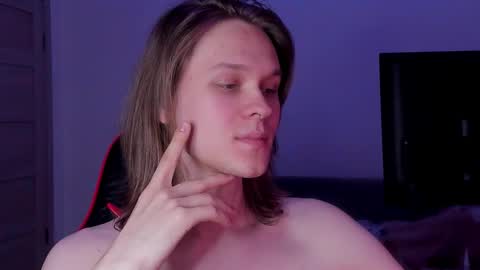 Mark online show from September 20, 12:49 pm