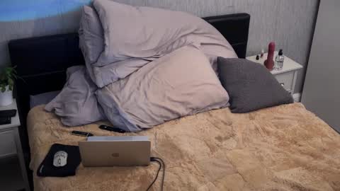 shyboymat69 online show from October 29, 5:27 pm