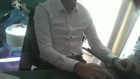 shyfrenchcock online show from November 3, 9:24 am