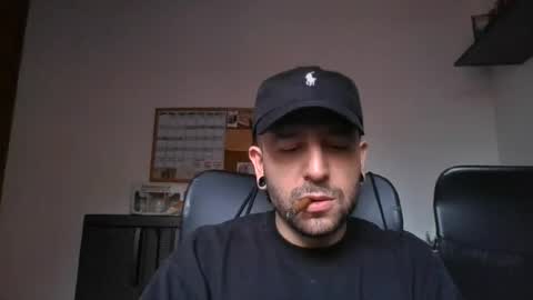 simonm777 online show from July 27, 5:31 pm