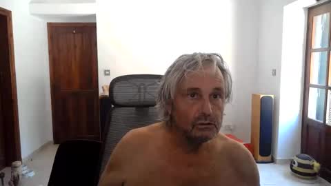 Simon online show from August 8, 9:49 am