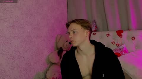 Simon online show from February 18, 8:56 am