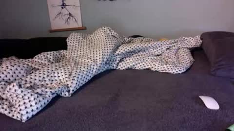 simplyminded online show from March 19, 9:45 am