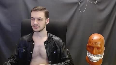 Sir Damien online show from March 2, 8:25 pm